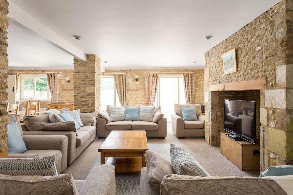 Stanton House, 6 Bedroom, 5 Bath Cheltenham Kültér fotó